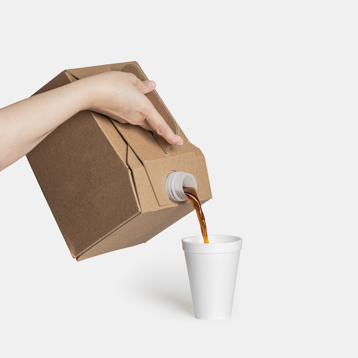 Descubre las Ventajas del Empaque Bag in Box para Café Líquido de Armovac