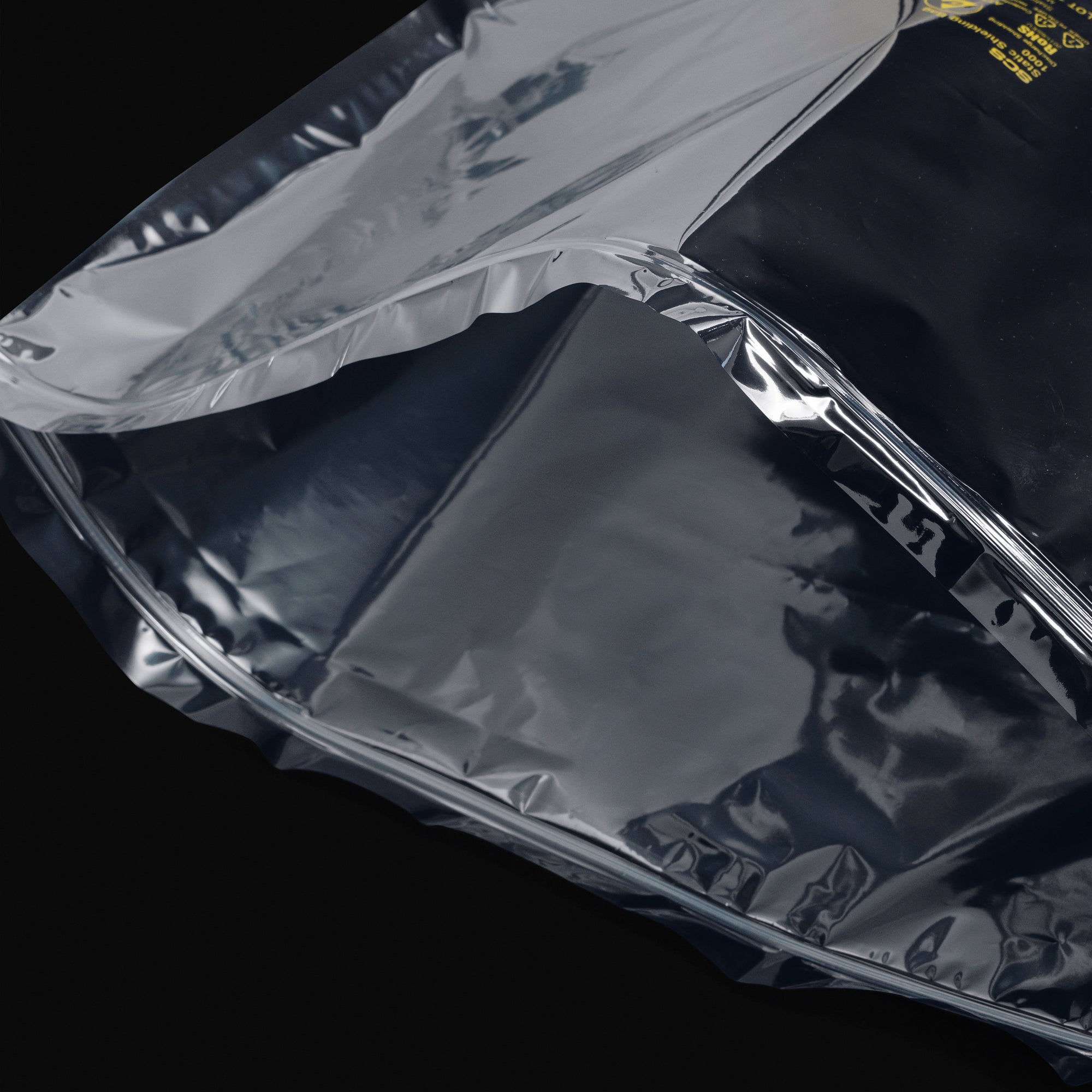 Protege tus componentes electrónicos con las bolsas ESD antiestáticas de Armovac