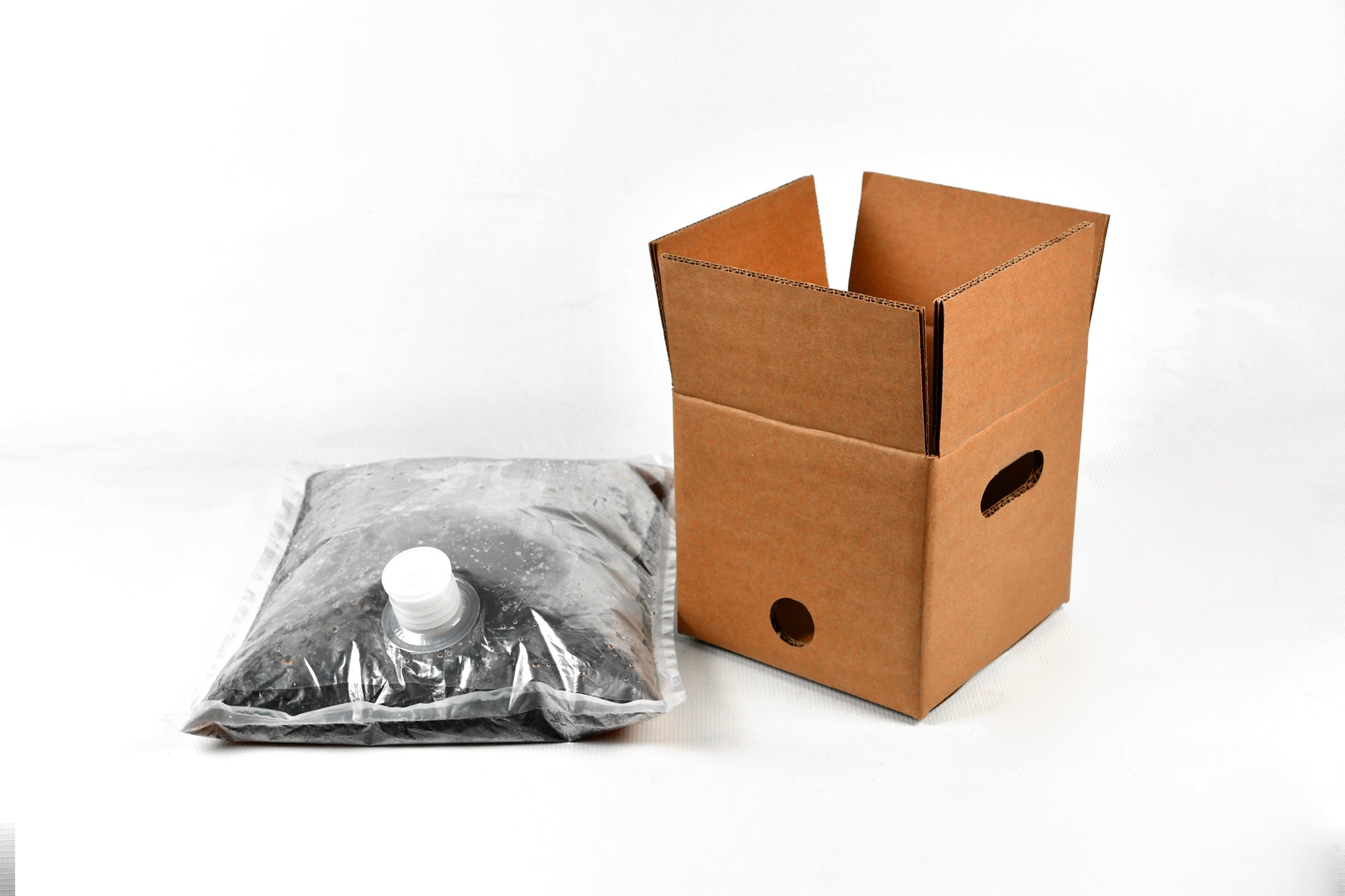 Revoluciona tu empaque con las bolsas tipo Bag in Box de Armovac